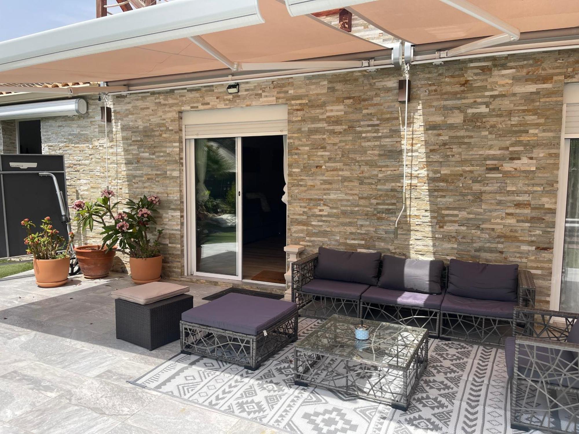 Suite Privada Frente A La Piscina Para 2 Personas Con Sofa Cama Para 2 Mas 4P No Es Casa Completa Сан-Висенте-дель-Распеч Экстерьер фото